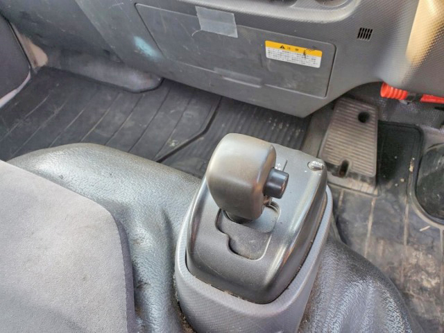 いすゞエルフ平ボディ小型（2t・3t）[写真35]