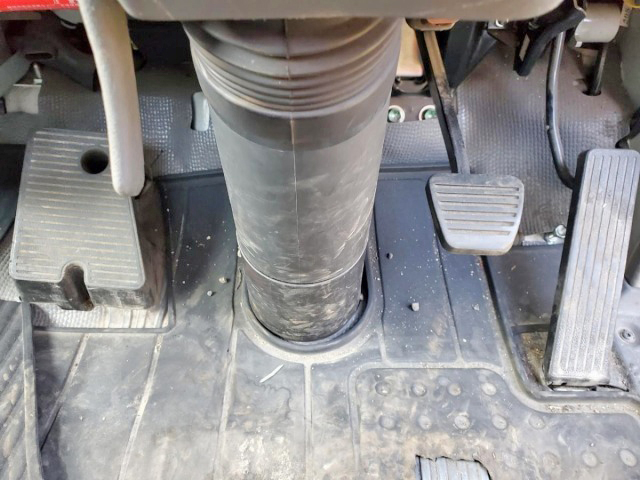 いすゞエルフ平ボディ小型（2t・3t）[写真36]