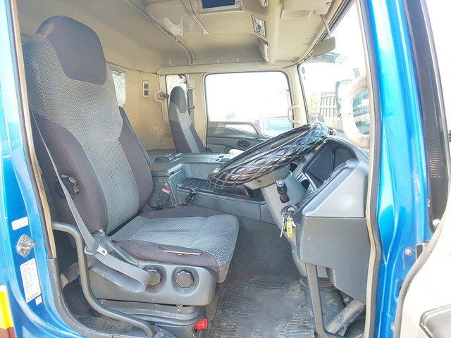 三菱ふそうスーパーグレートトレーラーヘッド（トラクターヘッド）大型（10t）[写真29]