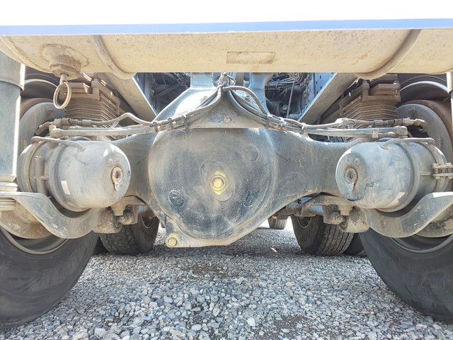 日野プロフィアトレーラーヘッド（トラクターヘッド）大型（10t）[写真13]