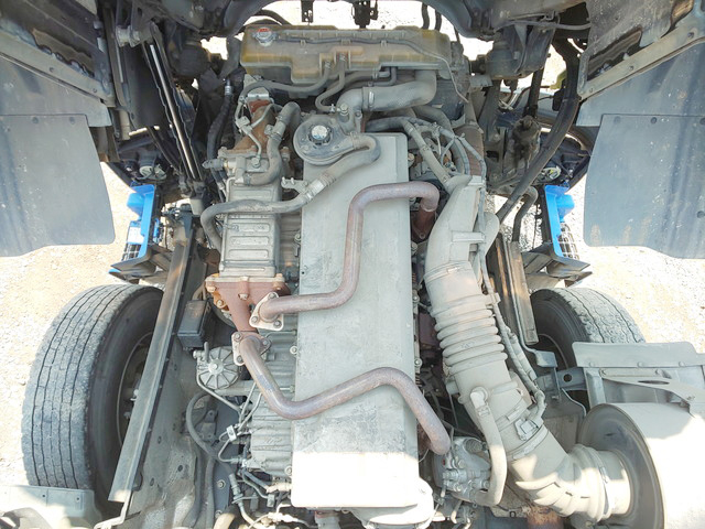 日野プロフィアトレーラーヘッド（トラクターヘッド）大型（10t）[写真16]