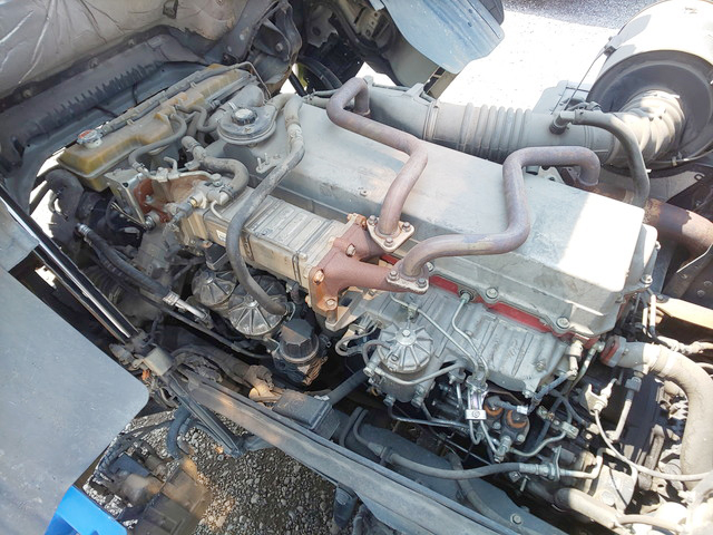 日野プロフィアトレーラーヘッド（トラクターヘッド）大型（10t）[写真17]