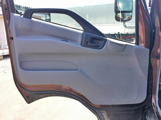 日野デュトロクレーン4段小型（2t・3t）[写真32]