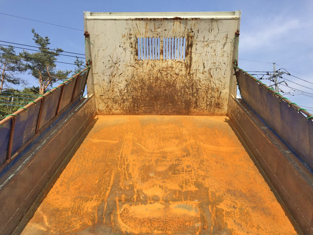 いすゞフォワードダンプ中型（4t）[写真15]