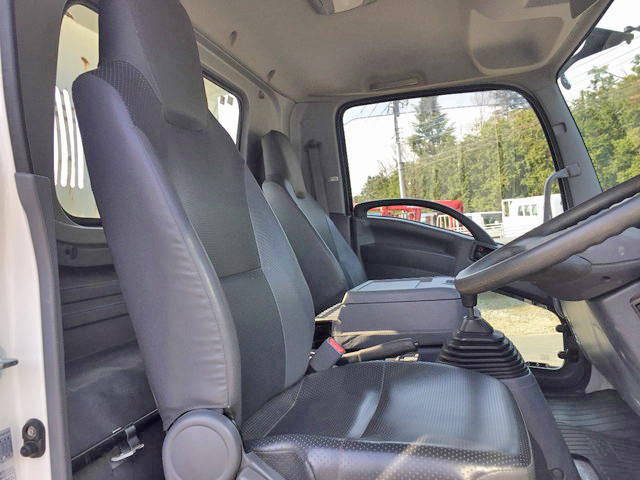 いすゞフォワードダンプ中型（4t）[写真34]