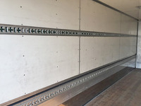 いすゞフォワードアルミウイング増トン（6t・8t）[写真18]