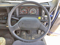 いすゞフォワードアルミウイング増トン（6t・8t）[写真38]