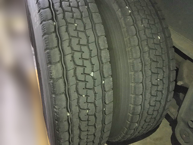 その他のメーカーその他の車種トレーラー（セミトレーラー）大型（10t）[写真32]