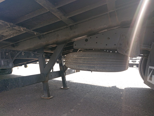 いすゞエルフセーフティローダー小型（2t・3t）[写真14]