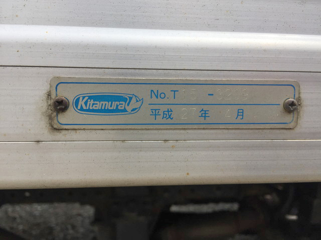 いすゞエルフアルミバン小型（2t・3t）[写真15]