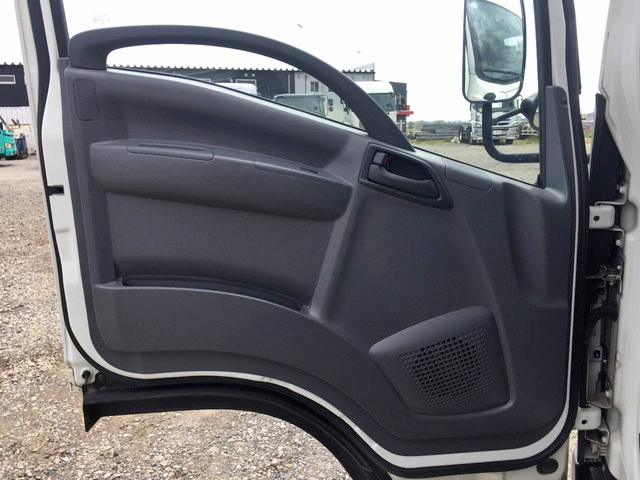 いすゞエルフアルミバン小型（2t・3t）[写真27]