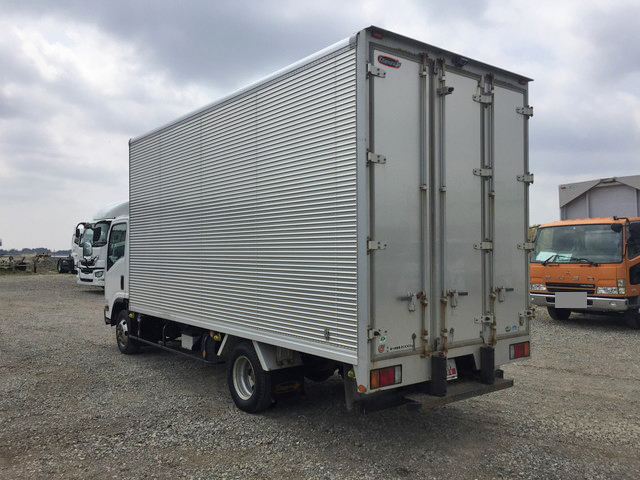 いすゞエルフアルミバン小型（2t・3t）[写真04]