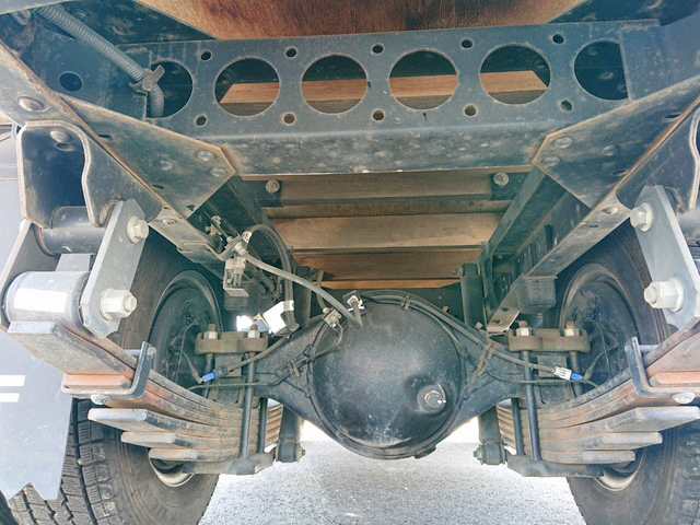 いすゞエルフ平ボディ小型（2t・3t）[写真27]