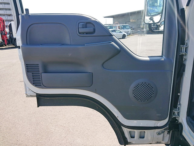 いすゞエルフ平ボディ小型（2t・3t）[写真30]