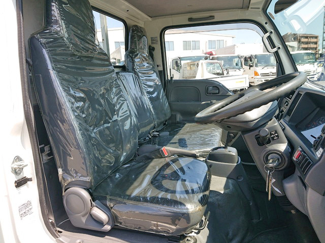 いすゞエルフ平ボディ小型（2t・3t）[写真32]