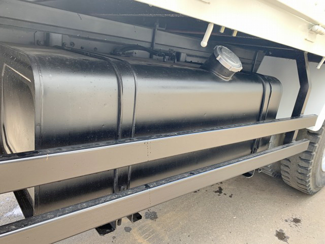 日野レンジャーセルフクレーン4段中型（4t）[写真23]