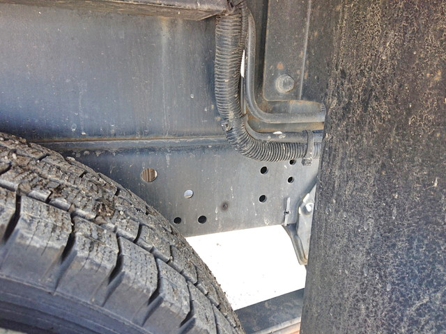 いすゞエルフ高所作業車小型（2t・3t）[写真25]