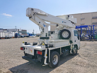 いすゞエルフ高所作業車小型（2t・3t）[写真02]