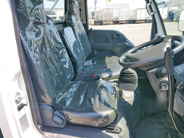 いすゞエルフ高所作業車小型（2t・3t）[写真31]