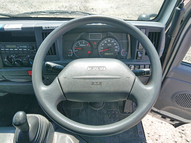 いすゞエルフ高所作業車小型（2t・3t）[写真35]