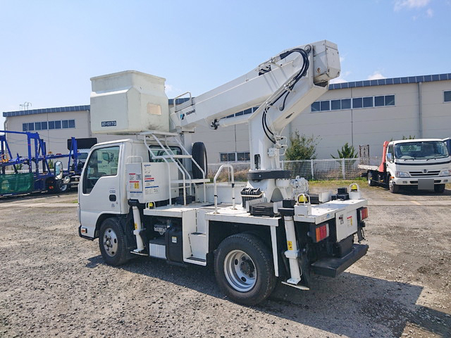 いすゞエルフ高所作業車小型（2t・3t）[写真04]