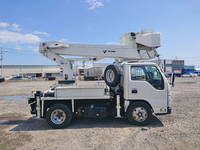 いすゞエルフ高所作業車小型（2t・3t）[写真06]