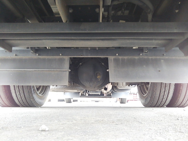 日野デュトロ冷凍車（冷蔵車）小型（2t・3t）[写真22]