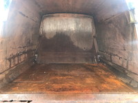 UDトラックスコンドルパッカー車（塵芥車）中型（4t）[写真10]