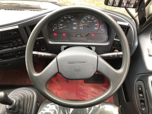 UDトラックスコンドルパッカー車（塵芥車）中型（4t）[写真29]