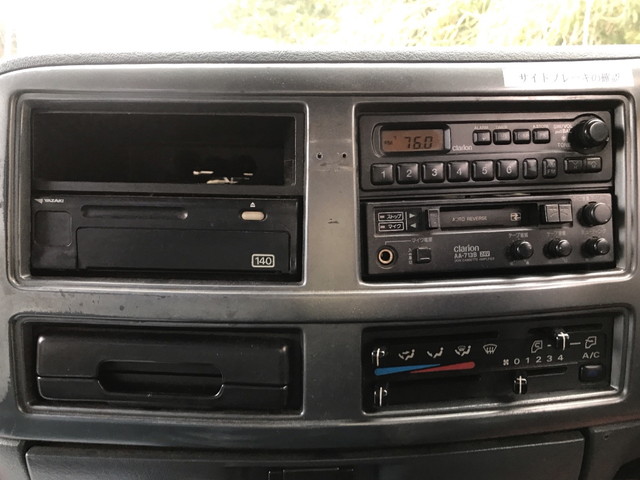 UDトラックスコンドルパッカー車（塵芥車）中型（4t）[写真31]