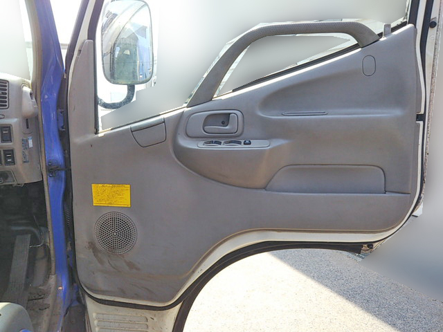 日野デュトロアルミウイング小型（2t・3t）[写真28]