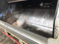 いすゞフォワードパッカー車（塵芥車）増トン（6t・8t）[写真12]