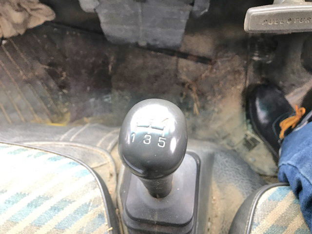 三菱ふそうキャンターダンプ小型（2t・3t）[写真16]