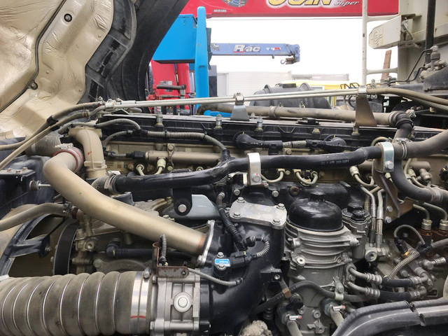 三菱ふそうスーパーグレートダンプ大型（10t）[写真18]