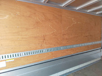 いすゞエルフアルミウイング小型（2t・3t）[写真15]