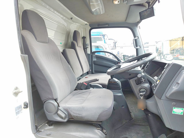 いすゞエルフアルミウイング小型（2t・3t）[写真31]