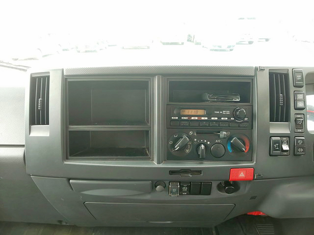 いすゞエルフアルミウイング小型（2t・3t）[写真37]