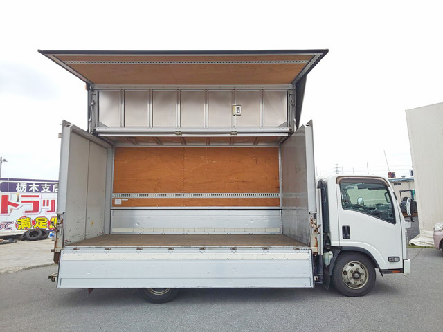 いすゞエルフアルミウイング小型（2t・3t）[写真07]