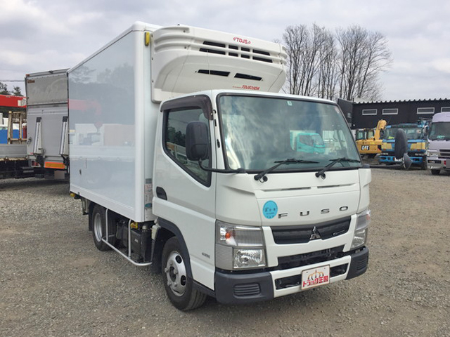 三菱ふそうキャンター冷凍車（冷蔵車）小型（2t・3t）[写真03]