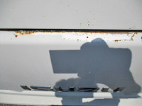 いすゞエルフ冷凍車（冷蔵車）小型（2t・3t）[写真11]