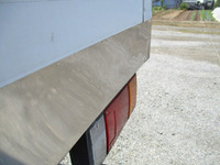 いすゞエルフ冷凍車（冷蔵車）小型（2t・3t）[写真15]