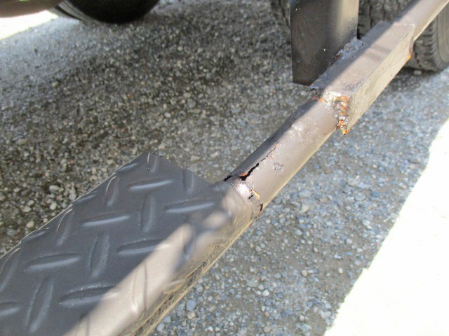 いすゞエルフ冷凍車（冷蔵車）小型（2t・3t）[写真23]