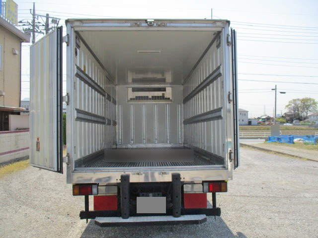 いすゞエルフ冷凍車（冷蔵車）小型（2t・3t）[写真05]