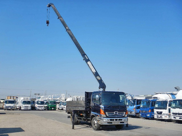 日野レンジャーユニック4段増トン（6t・8t）[写真03]