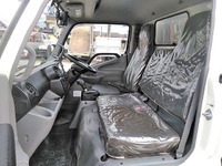 日野デュトロ冷凍車（冷蔵車）小型（2t・3t）[写真33]