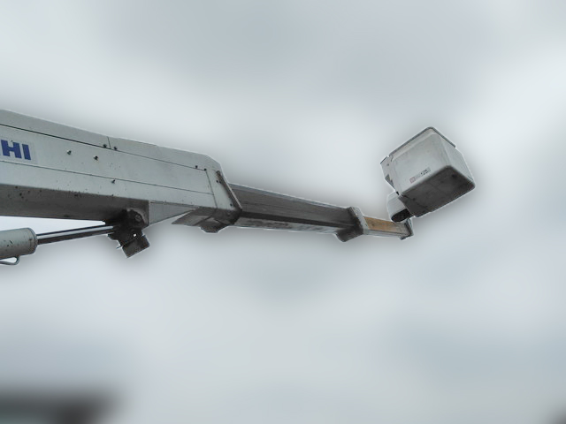 いすゞエルフ高所作業車小型（2t・3t）[写真11]