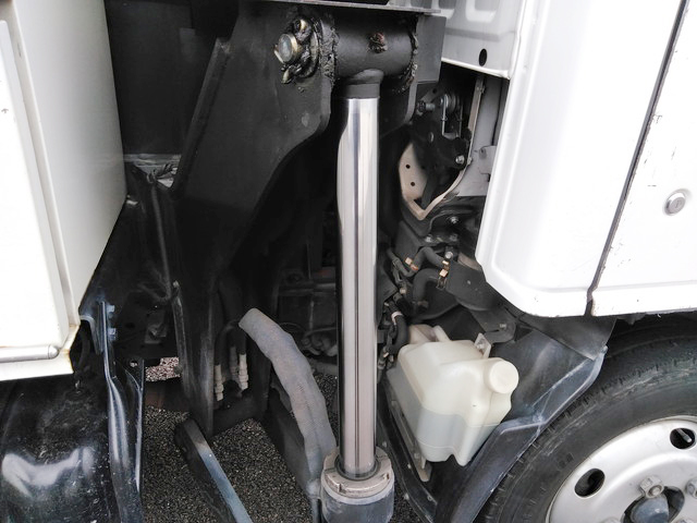 いすゞエルフ高所作業車小型（2t・3t）[写真18]