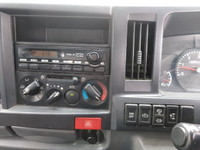 いすゞエルフ高所作業車小型（2t・3t）[写真29]