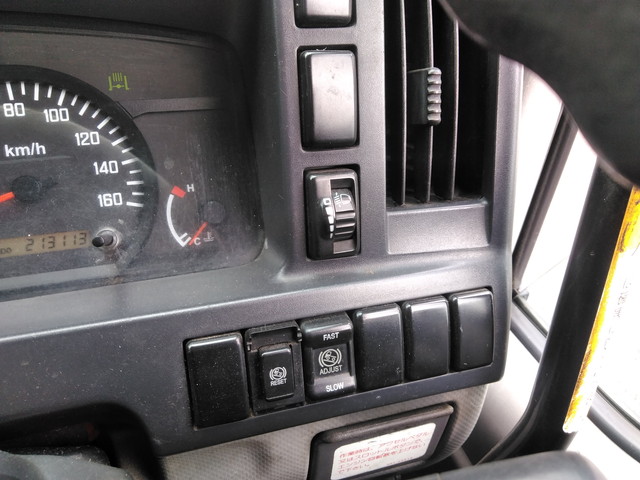 いすゞエルフ高所作業車小型（2t・3t）[写真30]