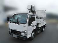 いすゞエルフ高所作業車小型（2t・3t）[写真03]